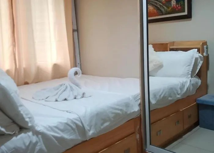 101-2br-1bed Quenn-1single-1-pullout 2 Sofa 2-cr Pool View With Balcony Appartement